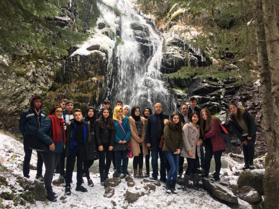 BAŞKANDAN ÖĞRENCİLERE GEZİ