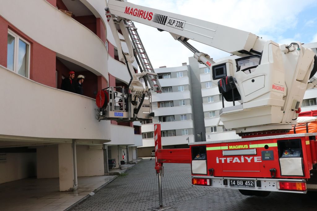 BAYGIN HALDE BULUNAN KADIN HASTANEYE KALDIRILDI