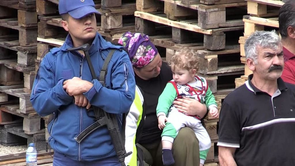 ÖLÜMDEN DÖNDÜLER