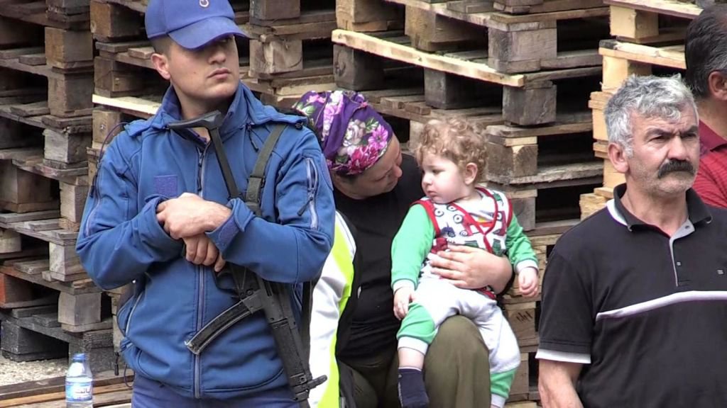 ÖLÜMDEN DÖNDÜLER