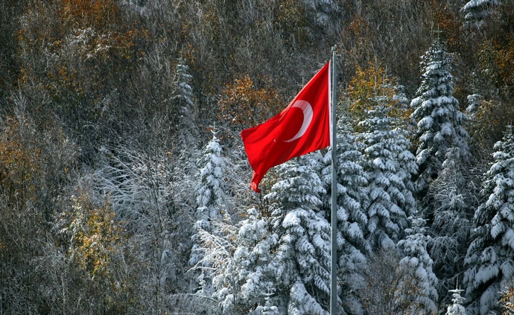 BEMBEYAZ BOLU DAĞI'NDAN MUHTEŞEM GÖRÜNTÜLER
