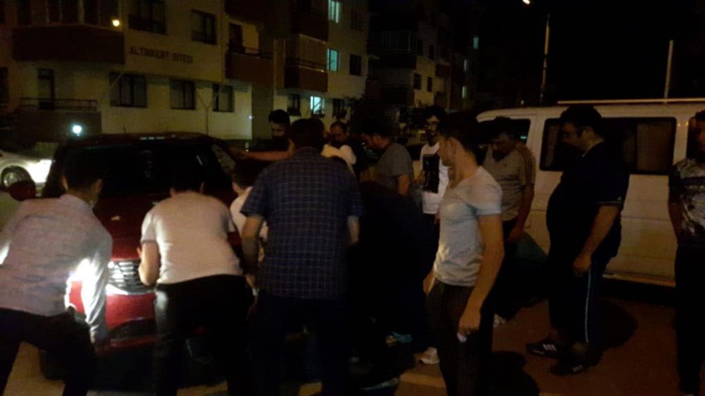 BİDONU FARK ETMEYİNCE ASKIDA KALDI