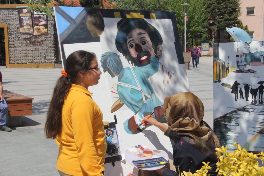 BOLU ONLAR SAYESİNDE SANATA DOYDU