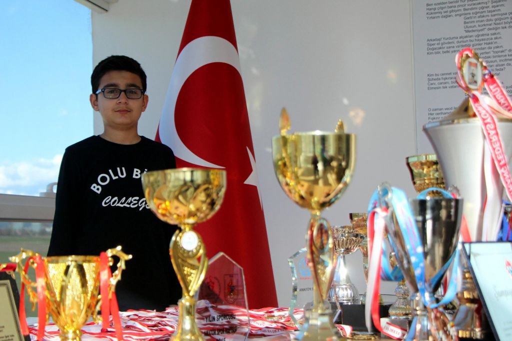 BOLU’NUN GURURU KÜÇÜK SATRANÇ USTASI