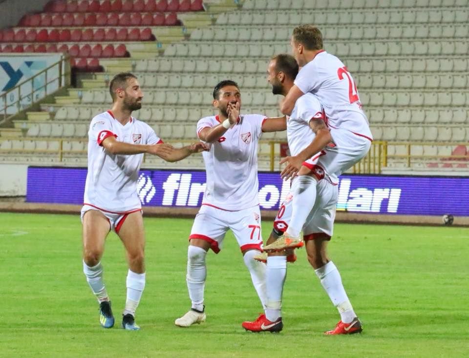 BOLUSPOR KAYIPSIZ DEVAM EDİYOR