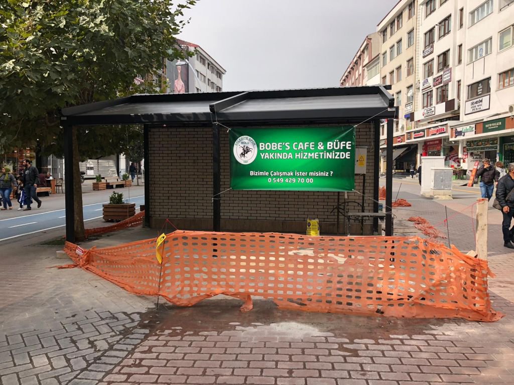 CADDEDEKİ O KAFETERYA İHALEYE ÇIKIYOR