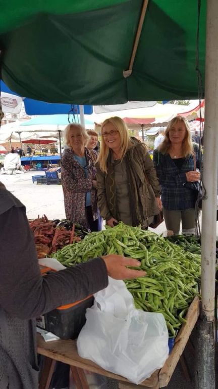 CHP'Lİ KADINLAR SOKAKLARDA