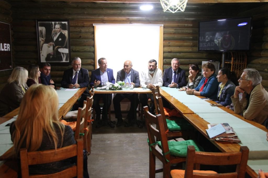 CHP'LİLER TAM KADRO CEMİYETTE