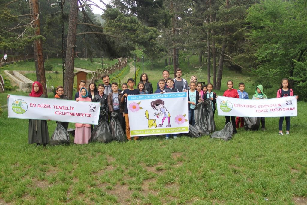 ÇOCUKLAR PİKNİKÇİLERİN DİKKATİNİ ÇEKTİ