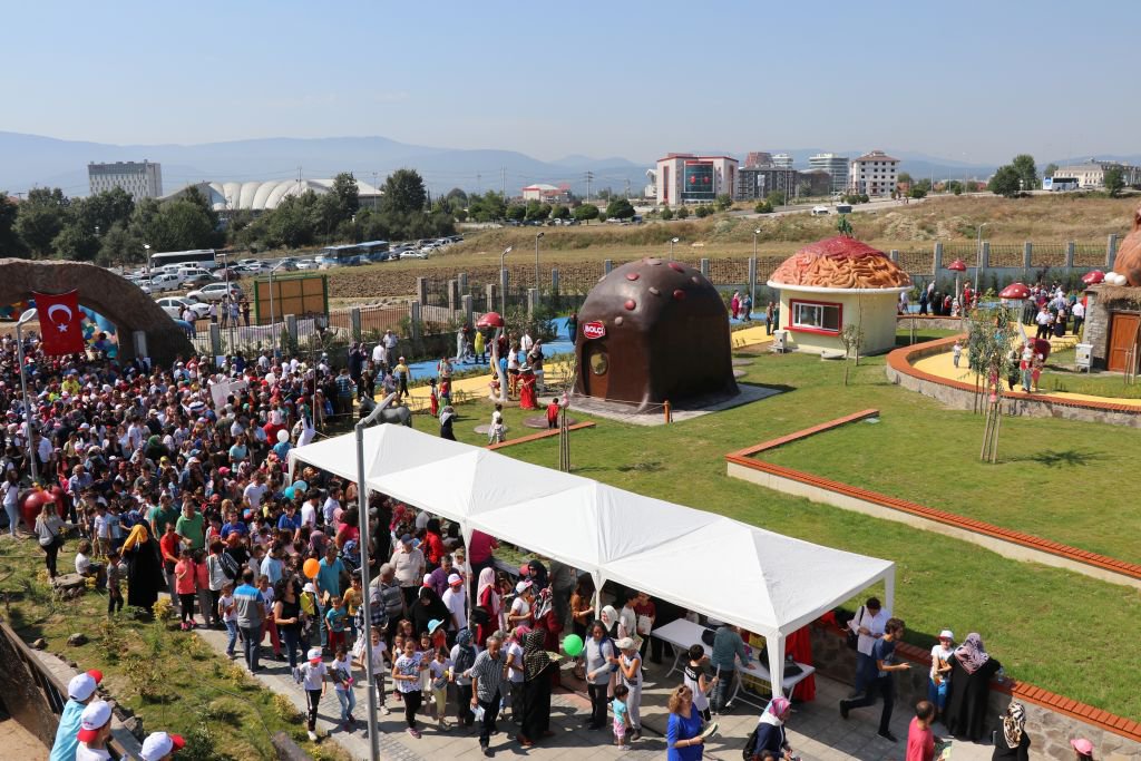“DÜNYADA ÜN TAŞIYAN PARKLAR BOLU’YU BULUŞTURMAYA ÇALIŞIYORUZ”
