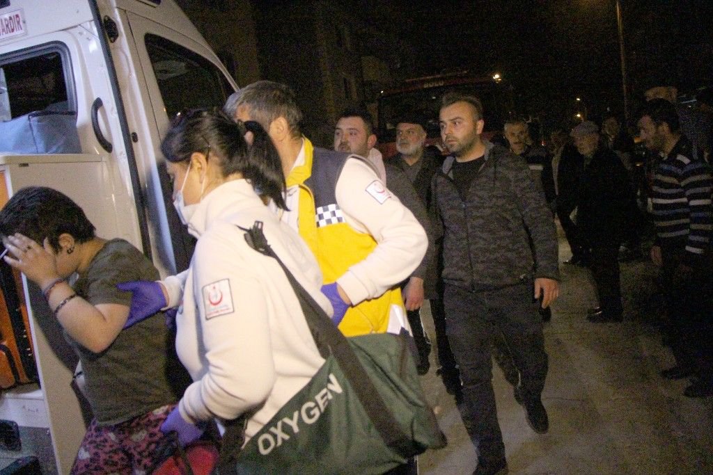 ENGELLİ KARDEŞLERİN EVİNDE YANGIN ÇIKTI