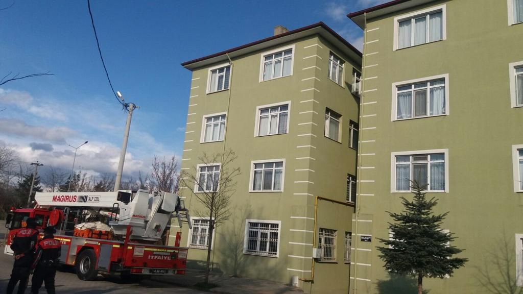 EŞİYLE SORUNLARI YÜZÜNDEN İNTİHAR ETMEYE KALKIŞTI