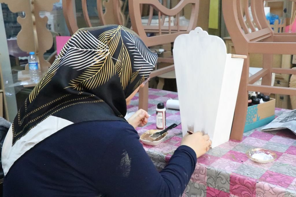 EV HANIMI VE ÇALIŞAN KADINLARA DESTEK OLUYOR