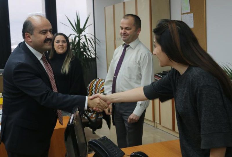 FATİH METİN BELEDİYE ÇALIŞANLARIYLA....