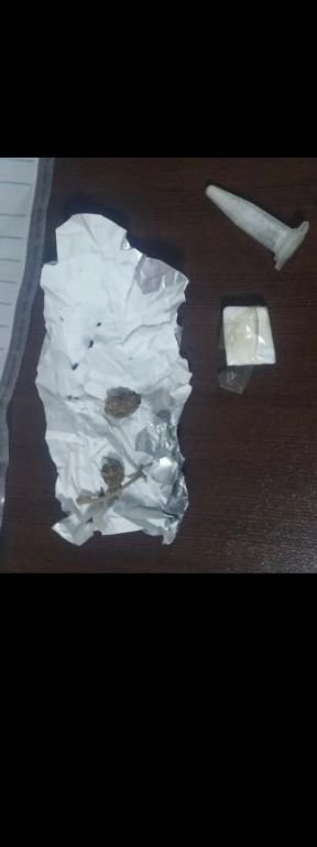 FİRARİ SUÇ MAKİNESİ UYUŞTURUCU İLE YAKALANDI