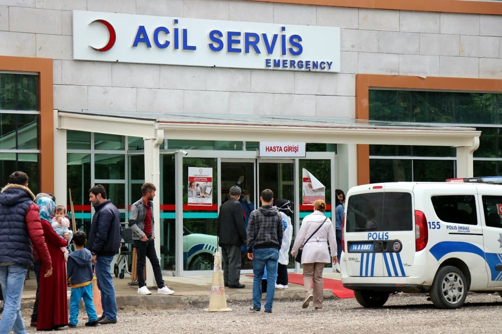 15 İŞÇİ ZEHİRLENDİ