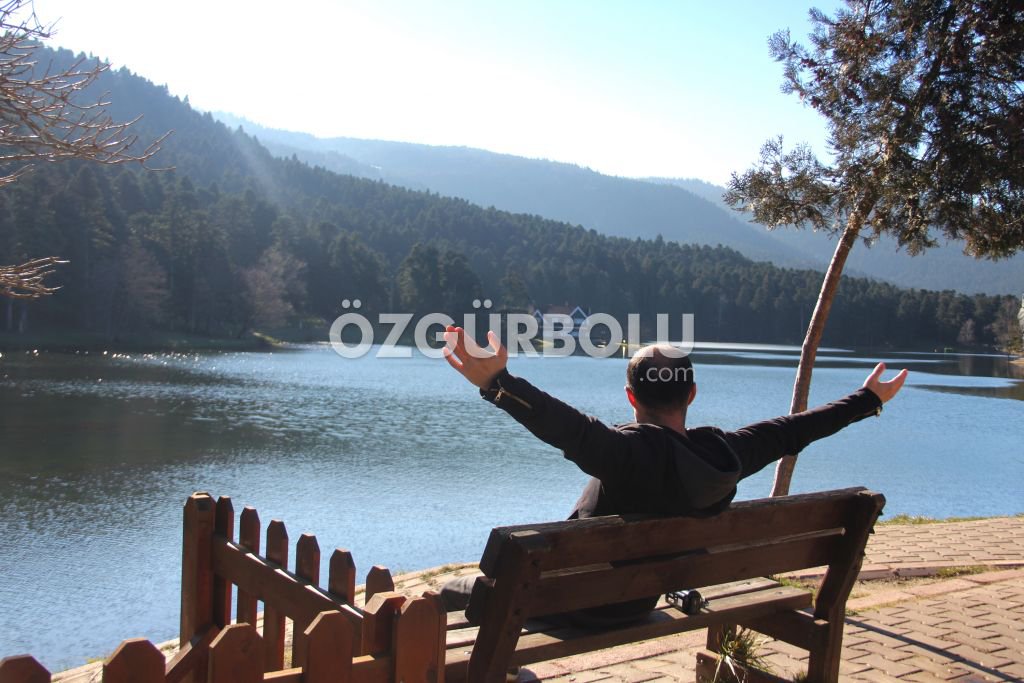 GÜNEŞİ GÖREN GÖLCÜK'E KOŞTU...