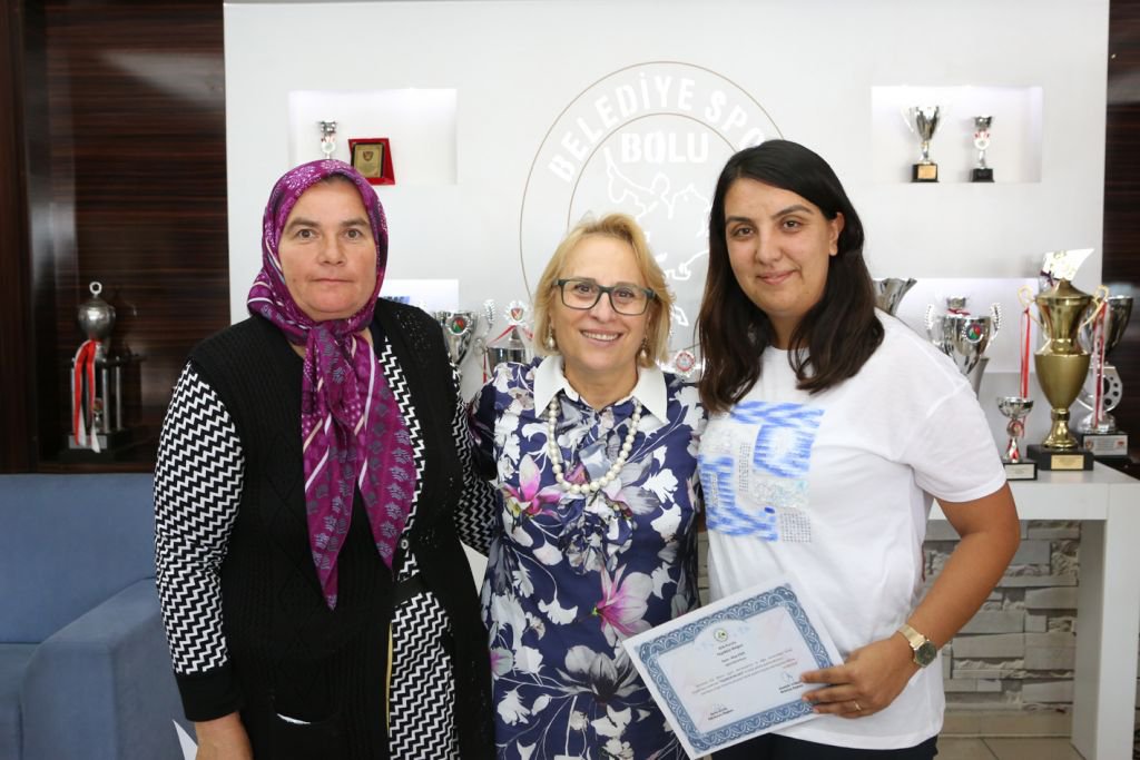 “HEPİNİZE TEŞEKKÜR EDİYORUM”