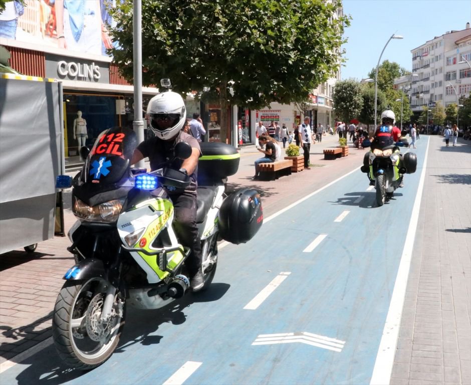 “HERKESİN SAĞLIKÇISIYIZ”