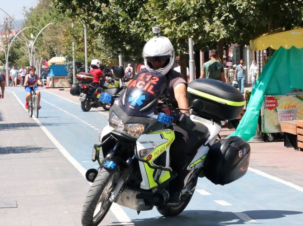 “HERKESİN SAĞLIKÇISIYIZ”