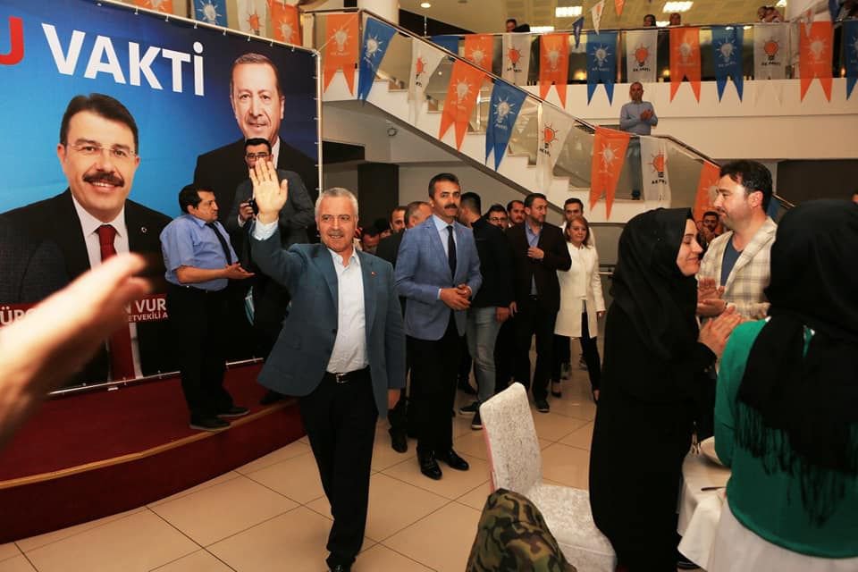 İFTAR YEMEĞİNDE DİKKAT ÇEKEN DETAY