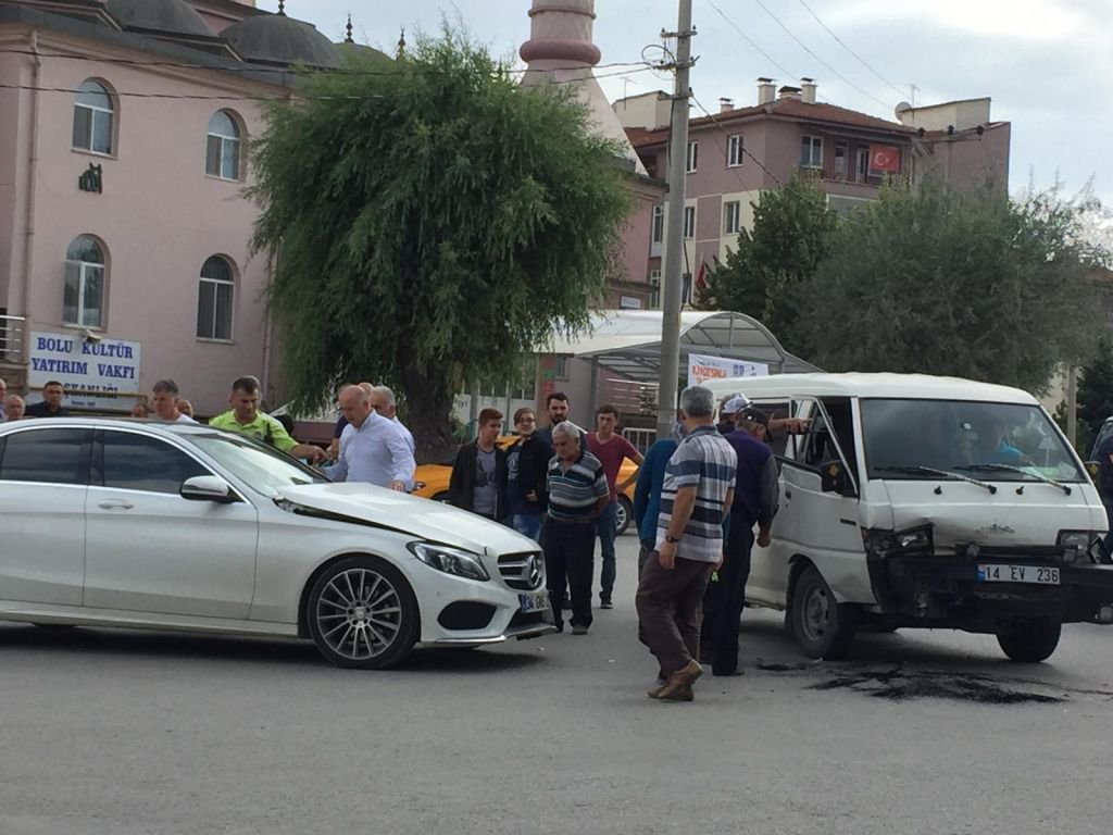 KARAFIRTINALAR KAZA YAPTI