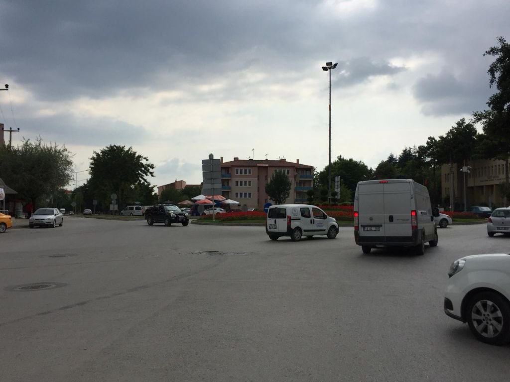 KARAFIRTINALAR KAZA YAPTI