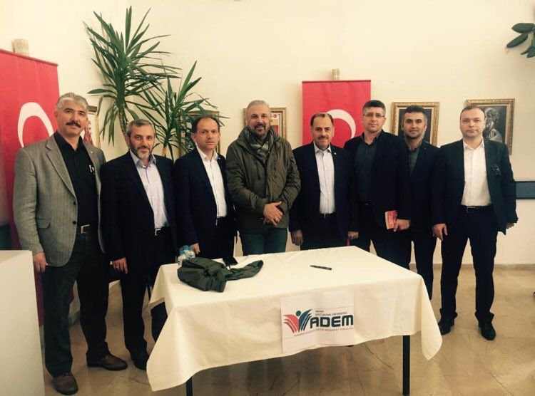 KOMANDO TUGAYINA ÖVGÜ DOLU SÖZLER