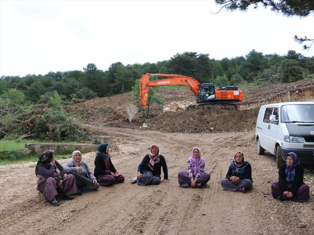 KÖYÜN TAMAMI OY KULLANMAYACAK