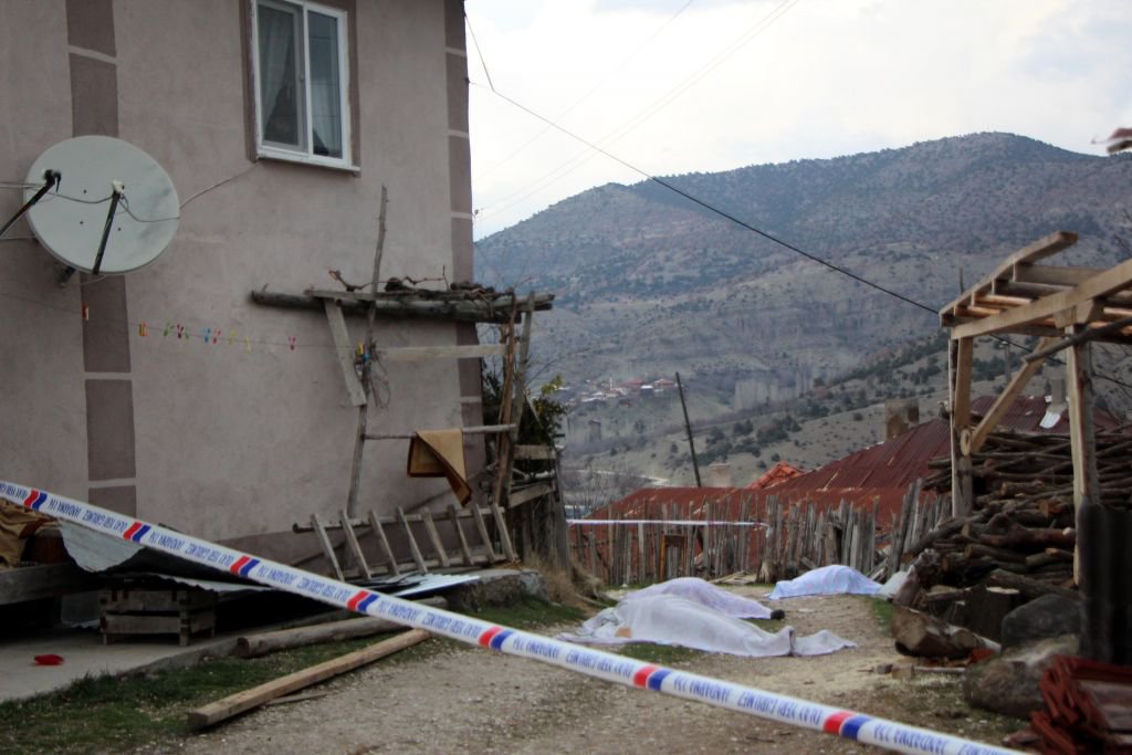 KÜÇÜK ÇOCUĞUN BAKIŞI YÜREK BURKTU