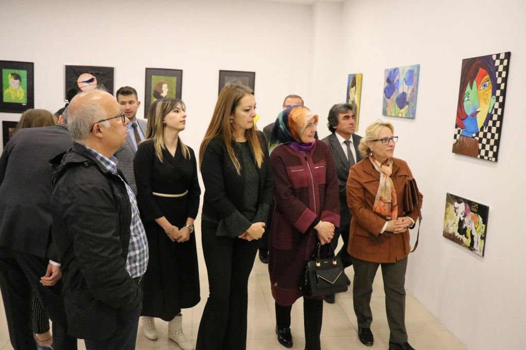 KÜÇÜK YETENEKLERE BÜYÜK ALKIŞ