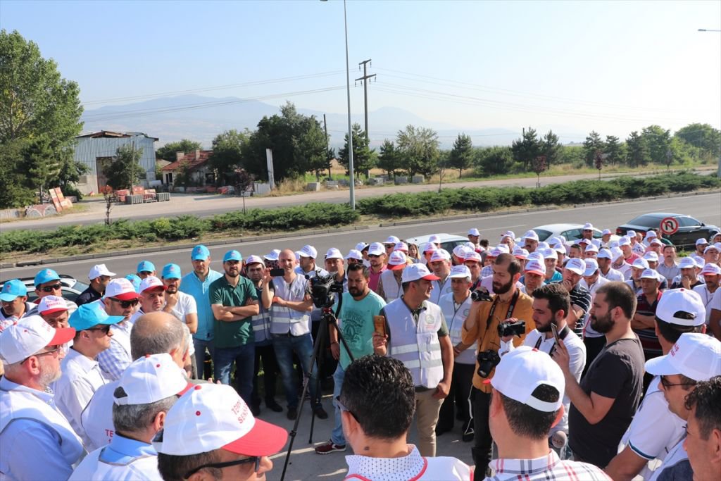 MAKARNA FABRİKASINDA TOMA'LI GREV