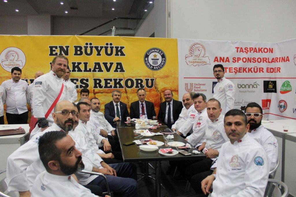 MENGEN, GASTRONOMİ ZİRVESİNDE FARKINI KONUŞTURDU