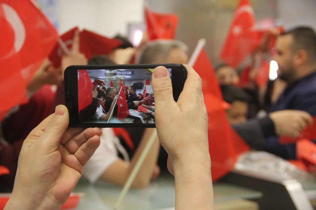 MİNİK ÖĞRENCİLER MEHMETÇİĞE MEKTUP YOLLADI