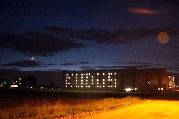 ODALARININ IŞIKLARIYLA KUDÜS YAZDILAR