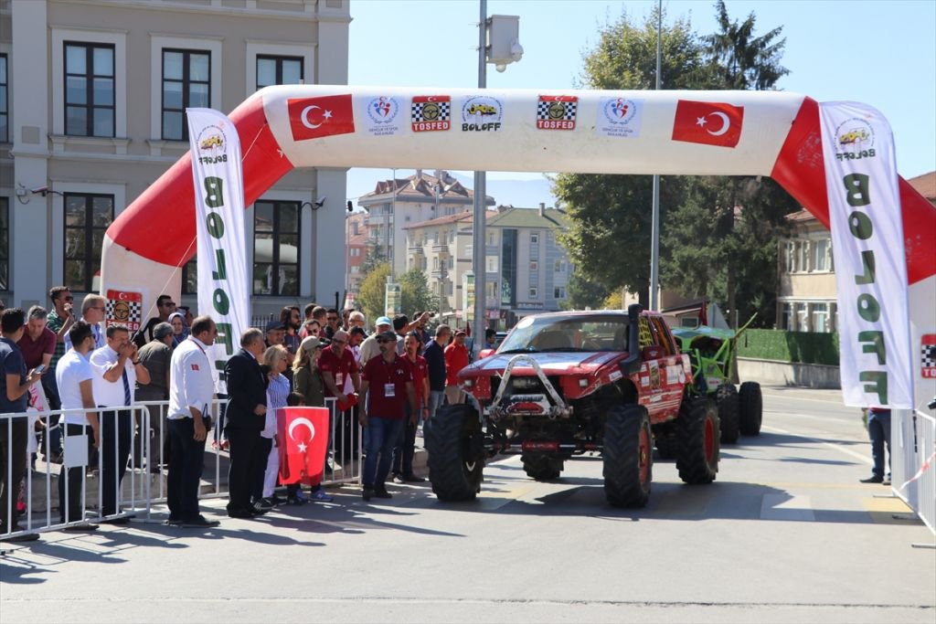 OFF-ROAD YARIŞLARI START ALDI