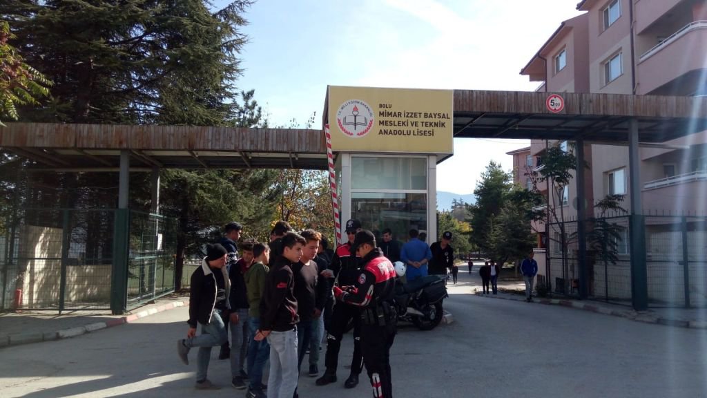 OKUL ÖNLERİNDE OLAĞANÜSTÜ ÖNLEM