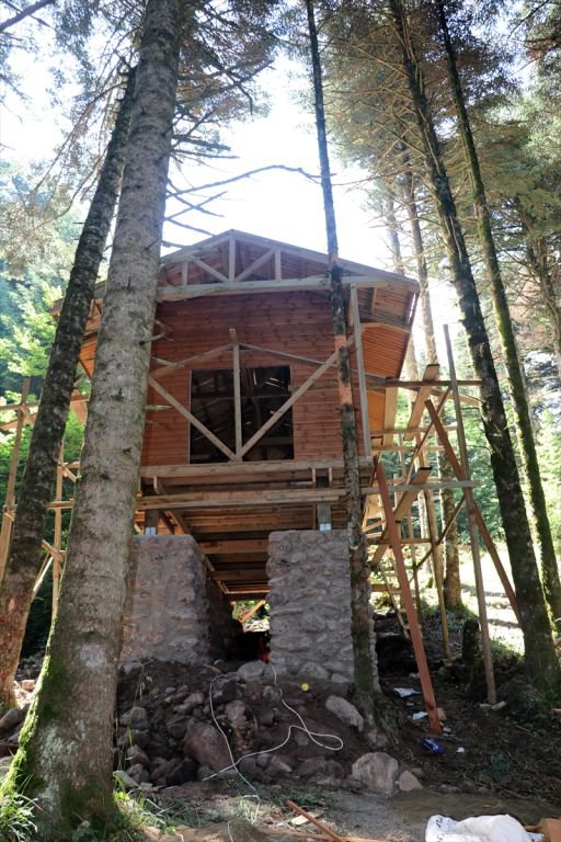 ORMAN KÖŞKLERİ TAMAMLANMAK ÜZERE