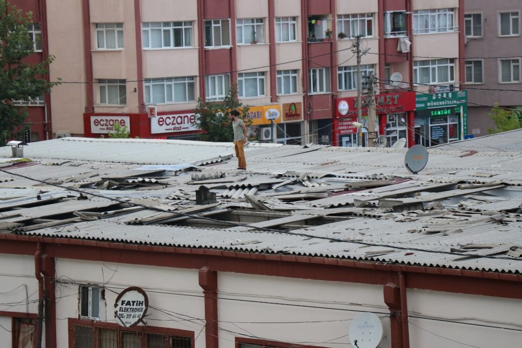 PAZAR ALANINDA HORTUM FELAKETİ