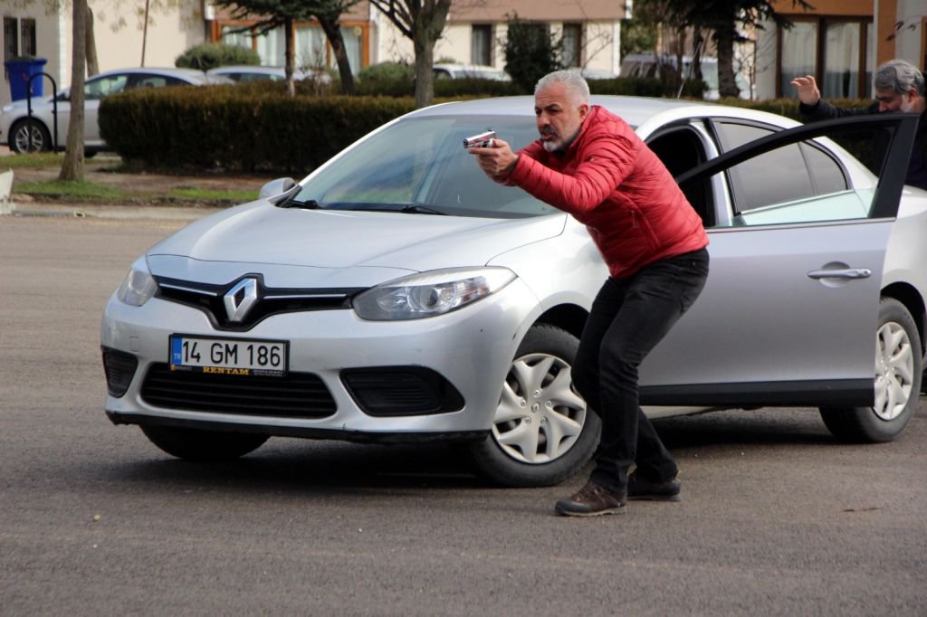 POLİS ÖYLE BİR TATBİKAT YAPTI Kİ...