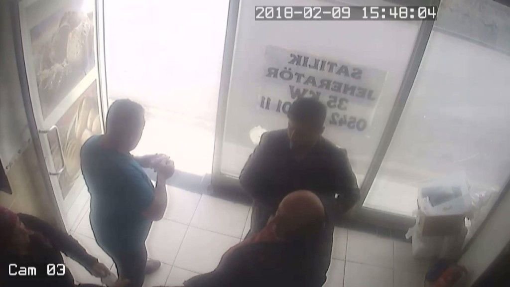 POLİSİ ARADI DİYE HASTANELİK OLDU