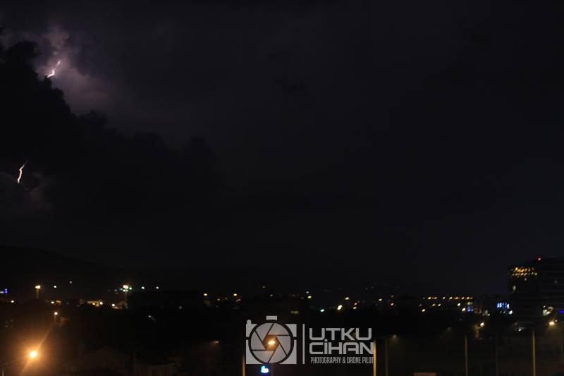 ŞİMŞEKLERİN MUHTEŞEM DANSI