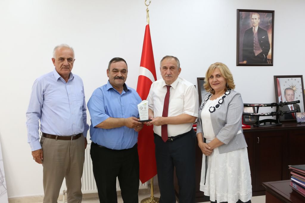 SONUNA KADAR HAK ETTİĞİ ÖDÜLÜ ALDI