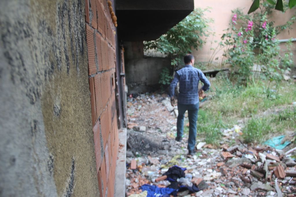 KURTULDU DERKEN YEM OLDU