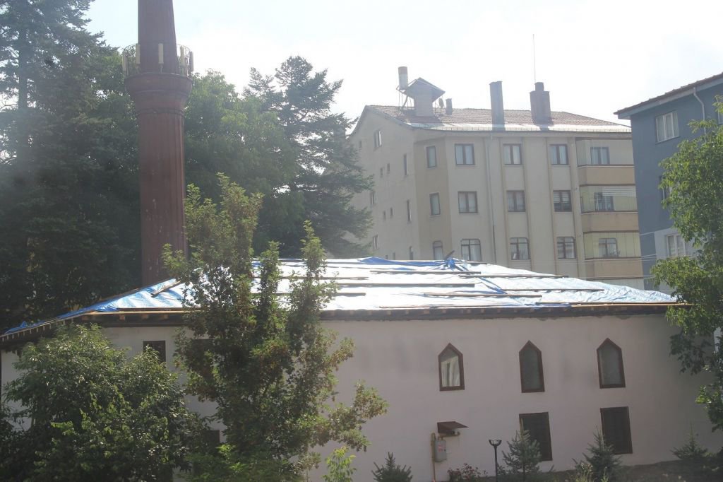 TARİHİ CAMİDE YENİLEME ÇALIŞMALARI BAŞLADI