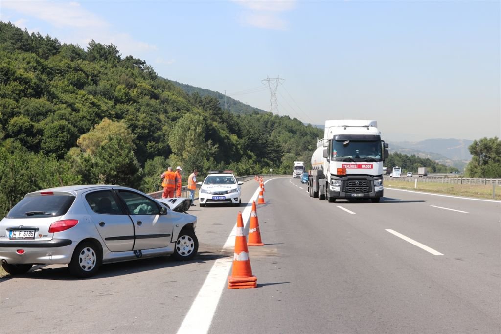TATİLCİLER YOĞUNLUK YARATIYOR