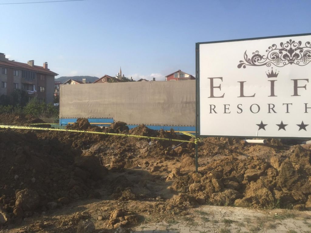 TOPRAĞIN ALTINDA KALAN İŞÇİDEN ACI HABER GELDİ