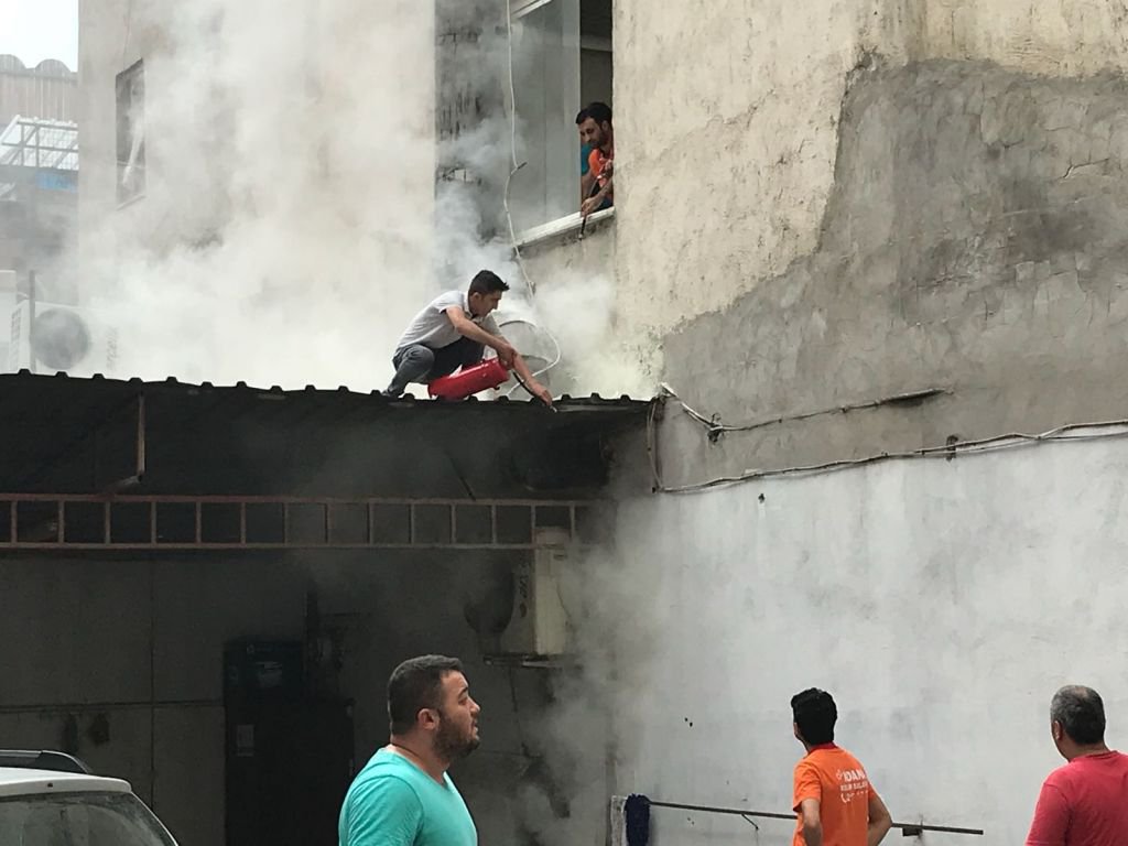 YANGINI KENDİ SÖNDÜRDÜ