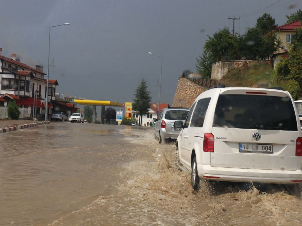 YİNE SELE TESLİM OLDULAR