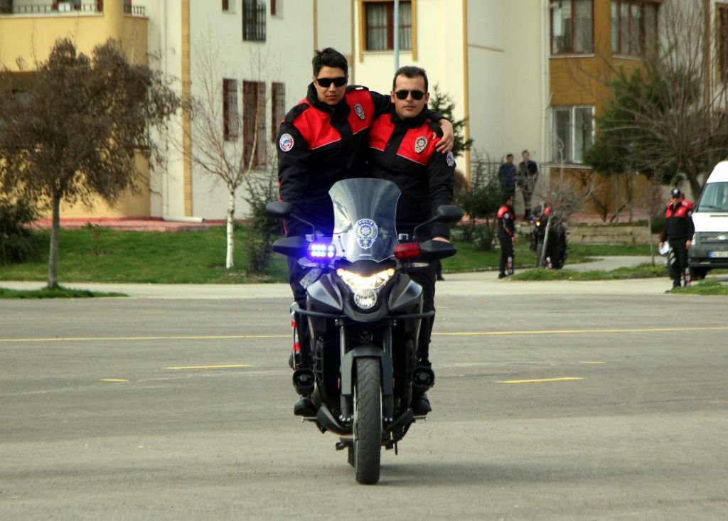 YUNUSLAR GÖREVE BAŞLIYOR